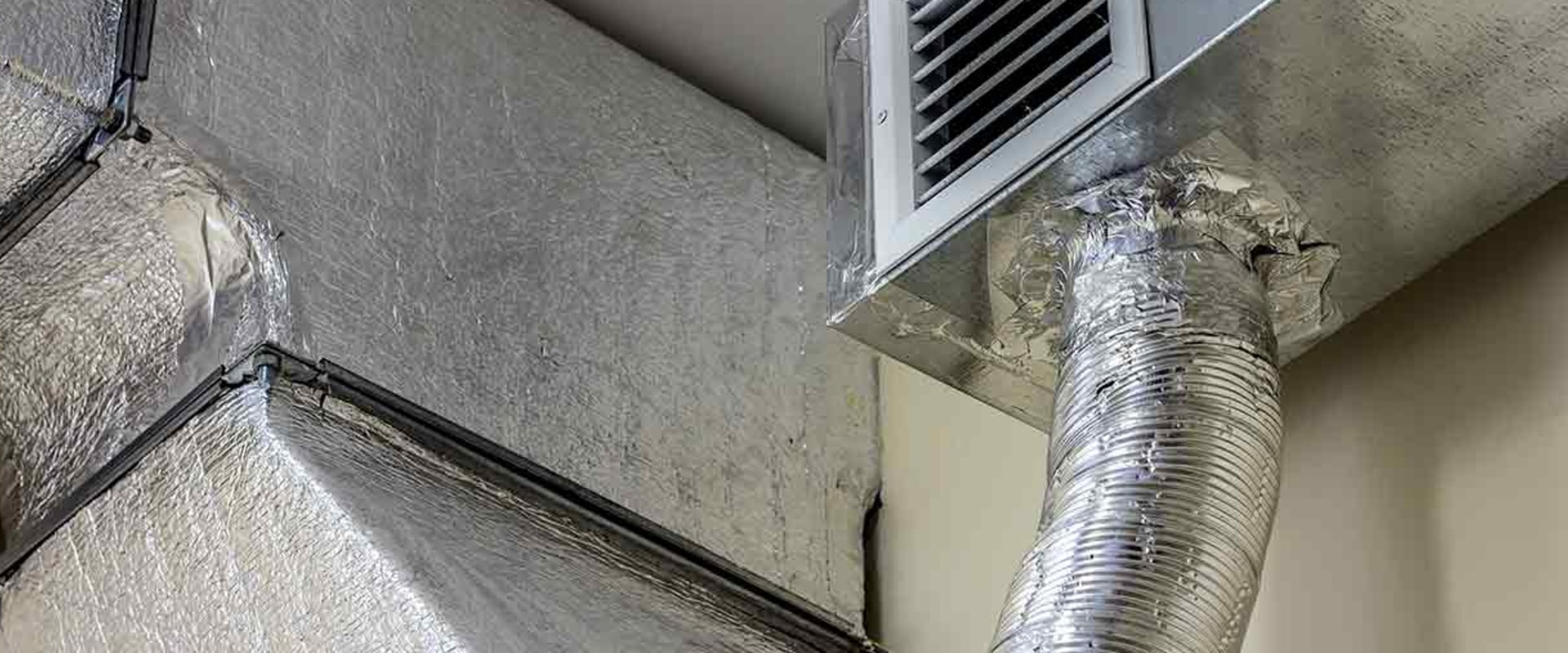 The Best Method for Cleaning Air Ducts